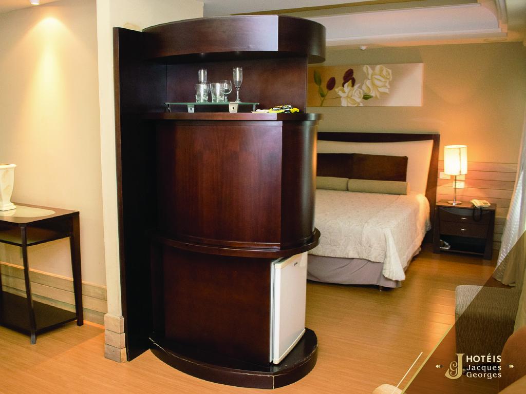 Hotel Jacques Georges Business